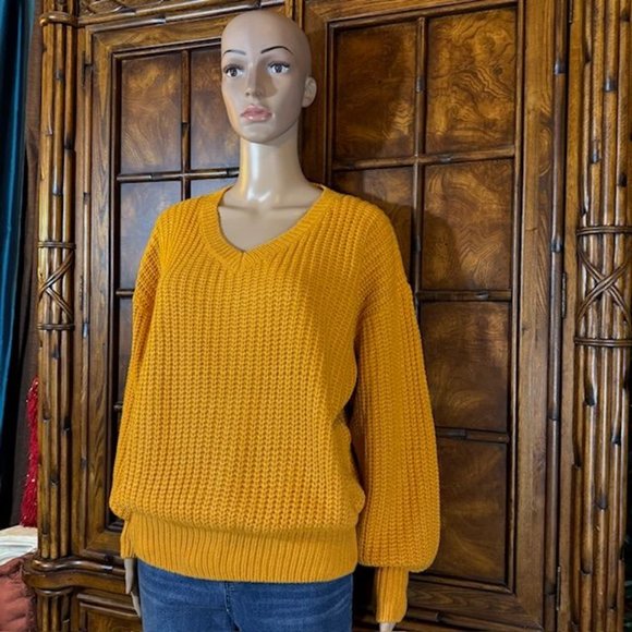 NWOT Sun Yellow Shaker Knit Vneck Balloon Sleeve Sweater - Picture 2 of 15